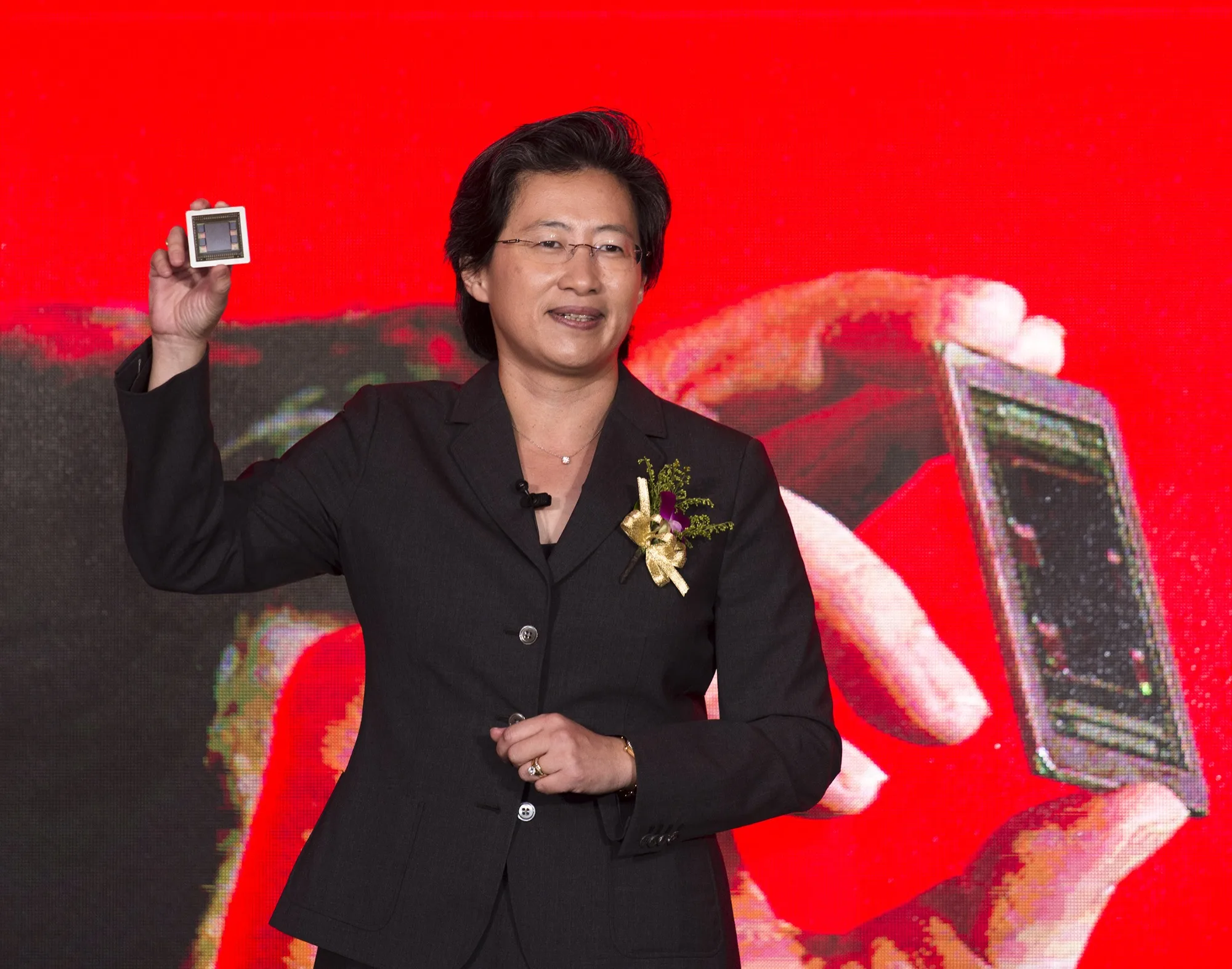 AMD Stock Prediction: $757 Bull Case, $390 Bear Case